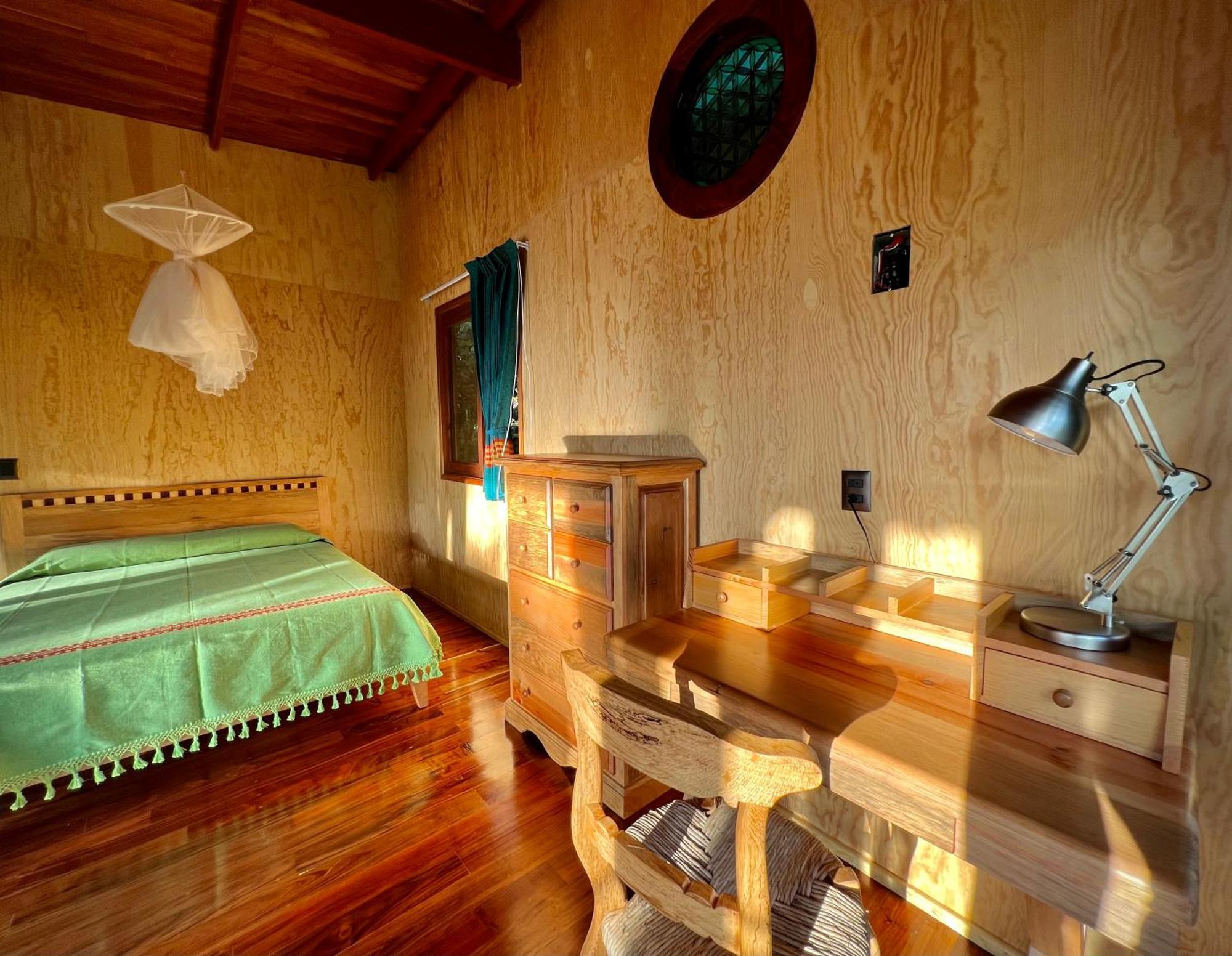 Santuario Ave Fenix-Cabanas Tepoztlan Room photo